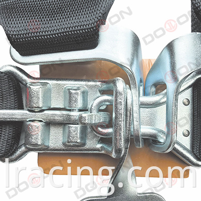 Handel und Lieferant von China Products SFI 16,1 Latch Link 3 Zoll 5 Punkte GO Kart Sicherheitsgürtel